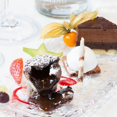 Huegellandhof Szálloda 3*