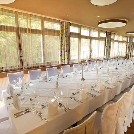 Hügellandhof Hotell 3*